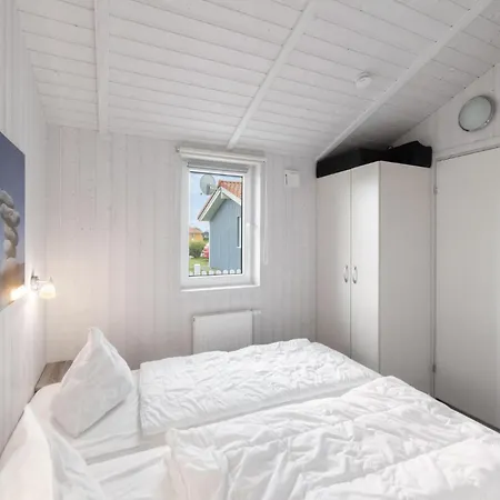 Holiday home Friedrichskoog-deichblick 4