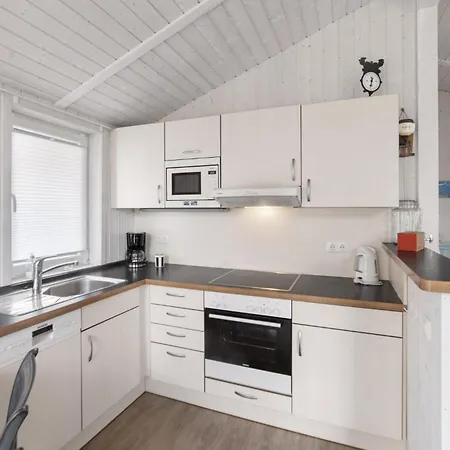 Holiday home Friedrichskoog-deichblick 4 Friedrichskoog