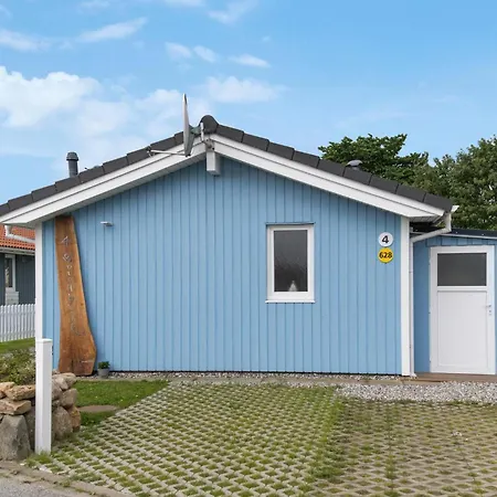 Holiday home Friedrichskoog-deichblick 4 *